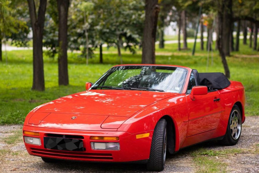 PORSCHE 944 S2